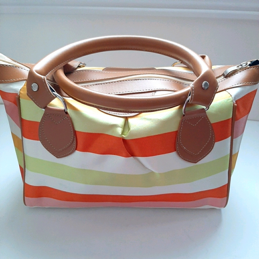 💞Host Pick💞 Fashion Summer Bag - Picture 2 of 4
